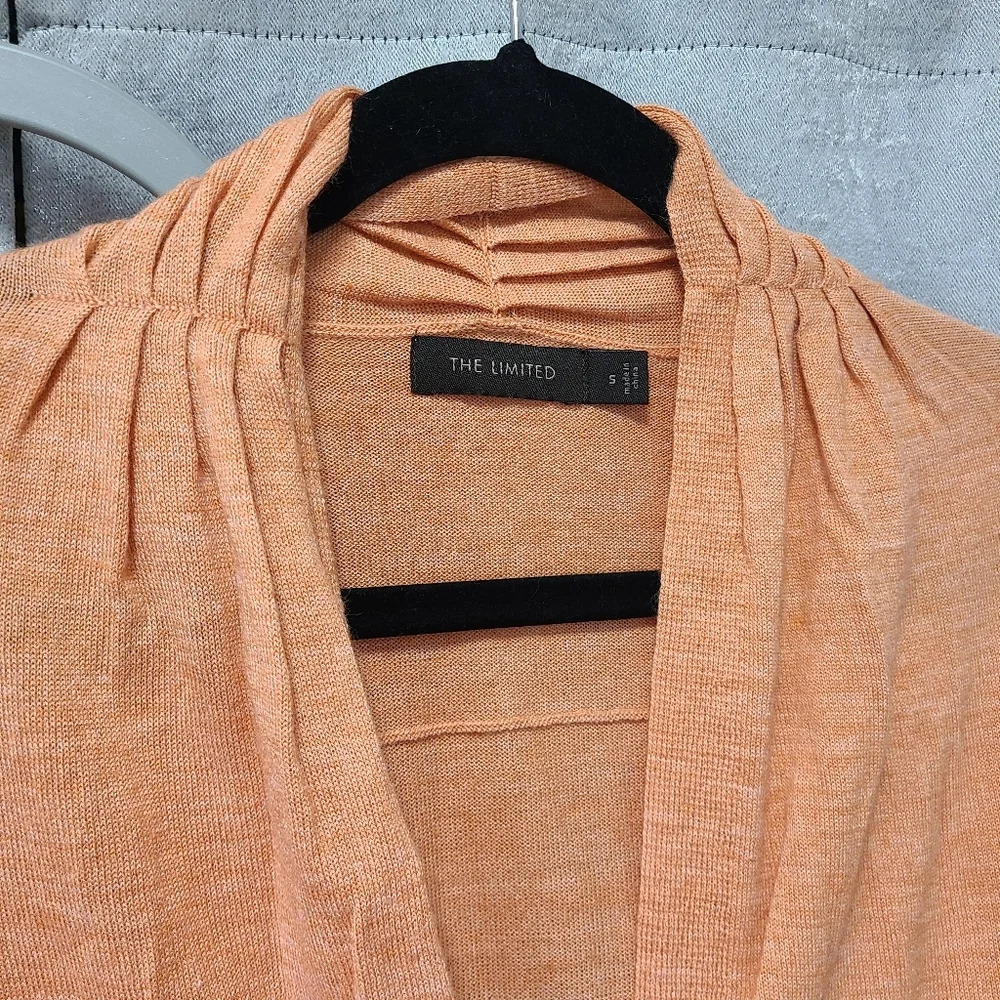 Limited Merino wool blend deep V neck sweater‎ size S euc